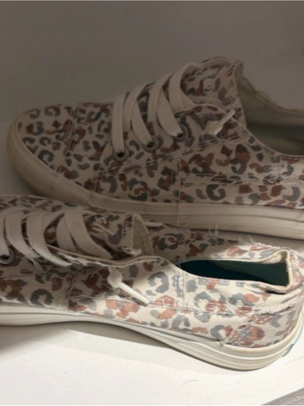 Leopard Print Canvas Lace-Up Sneakers - Cream/Brown